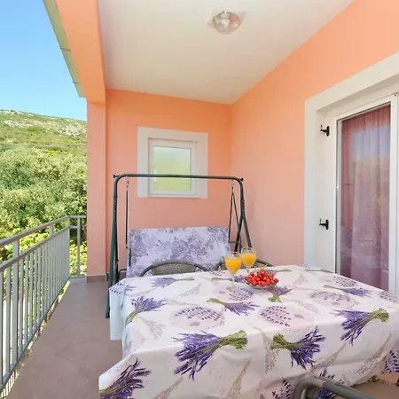 Mira Apartment Trogir