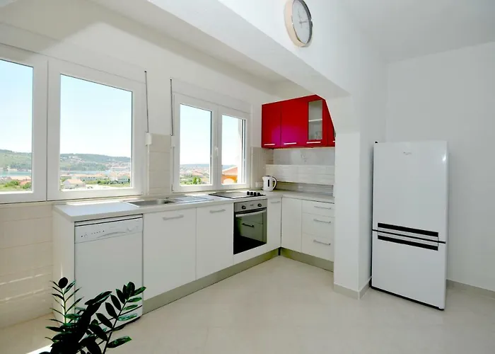 Mira Apartment